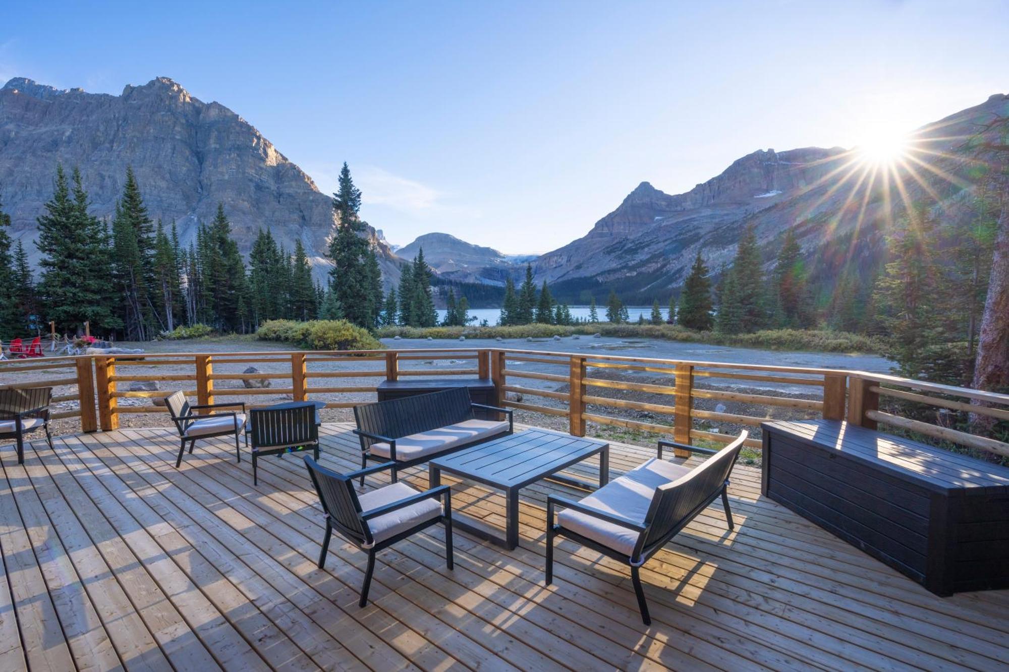The Lodge At Bow Lake Lake Louise Extérieur photo